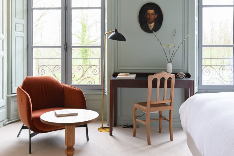 Hôtel & Restaurant Les Prés, Saint-Hilaire-le-Châtel, France