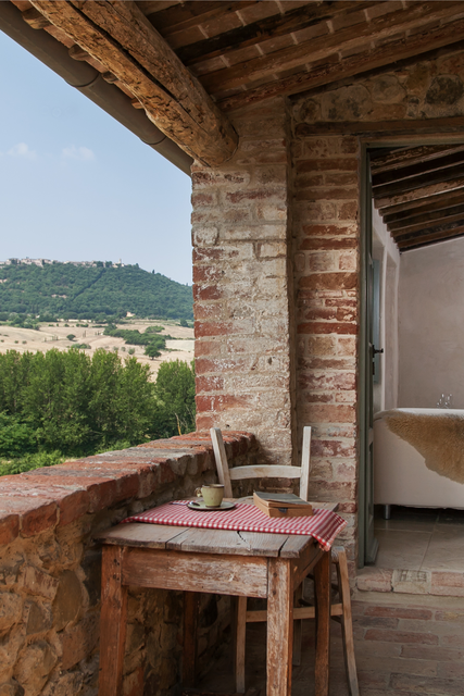 Follonico, Tuscany - Italy